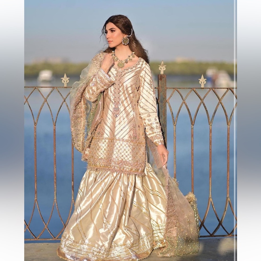 Shazak Malik Pakistani Indian Nikkah Wedding Outfit - Picture 13 of 15